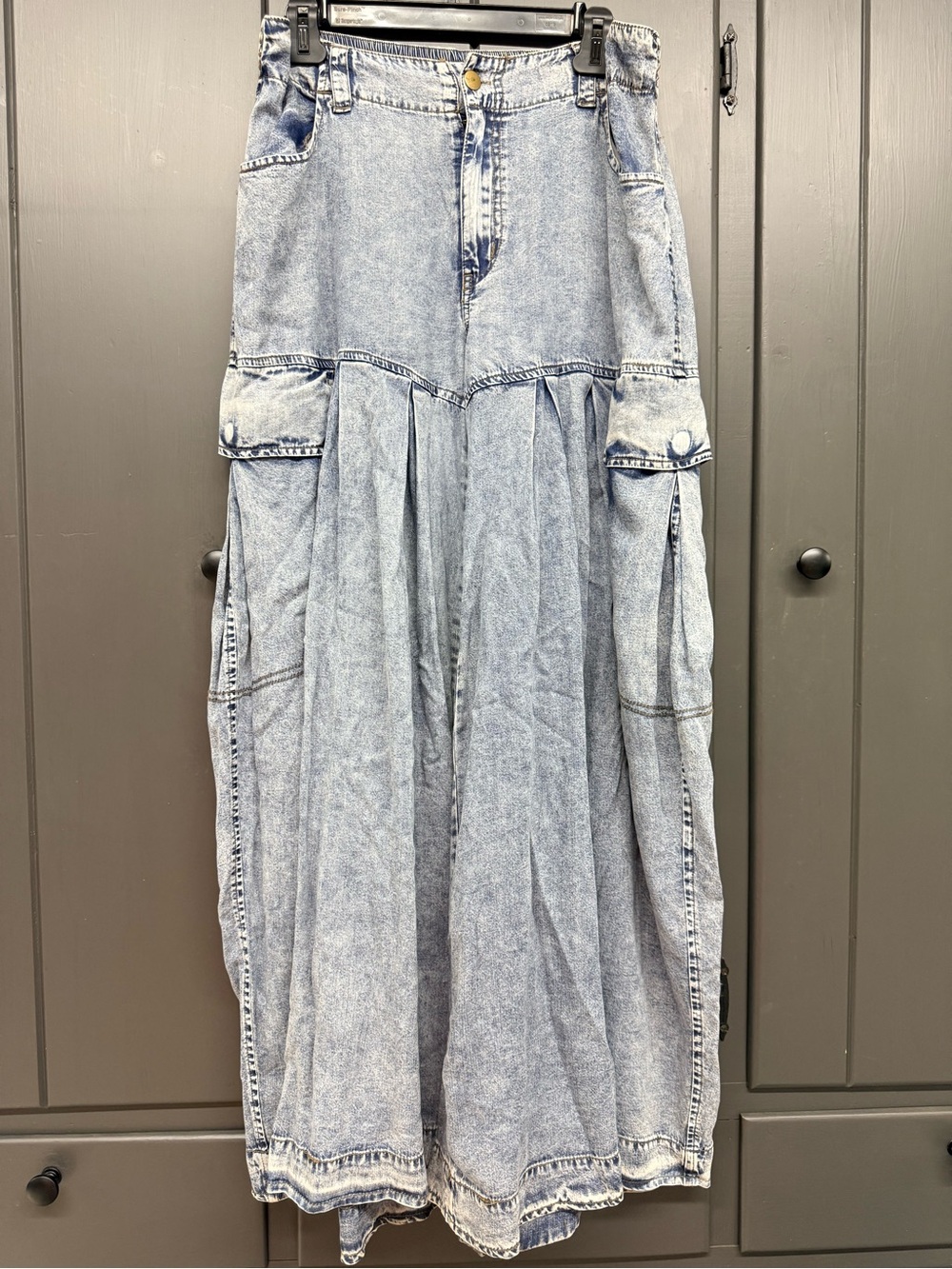 Oli & Hali Light Blue Washed Denim Wide-Leg Maxi Jeans